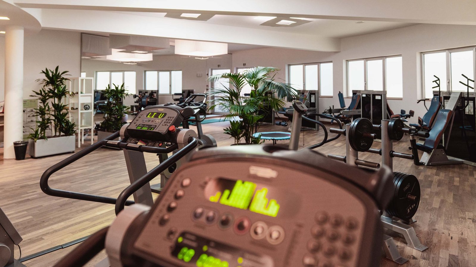 Dai sentieri all’Alpe di Siusi alla nostra sala fitness Dai sentieri all’Alpe di Siusi alla nostra sala fitness