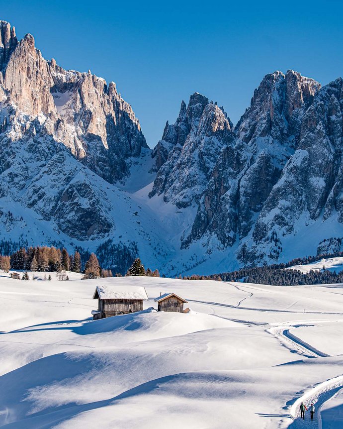 Il vostro hotel 5 stelle tra le Dolomiti Il vostro hotel 5 stelle tra le Dolomiti