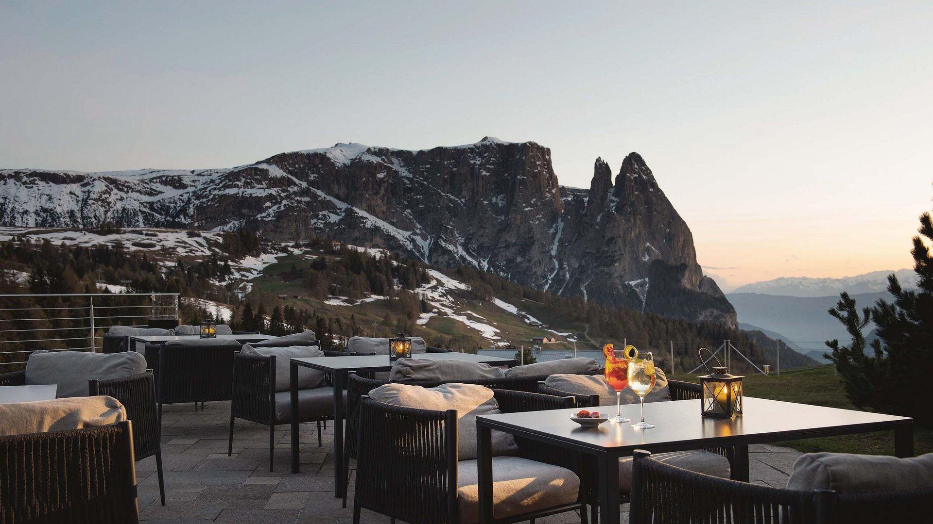 Direzione vacanza. Alpe di Siusi, arriviamo! Direzione vacanza. Alpe di Siusi, arriviamo!