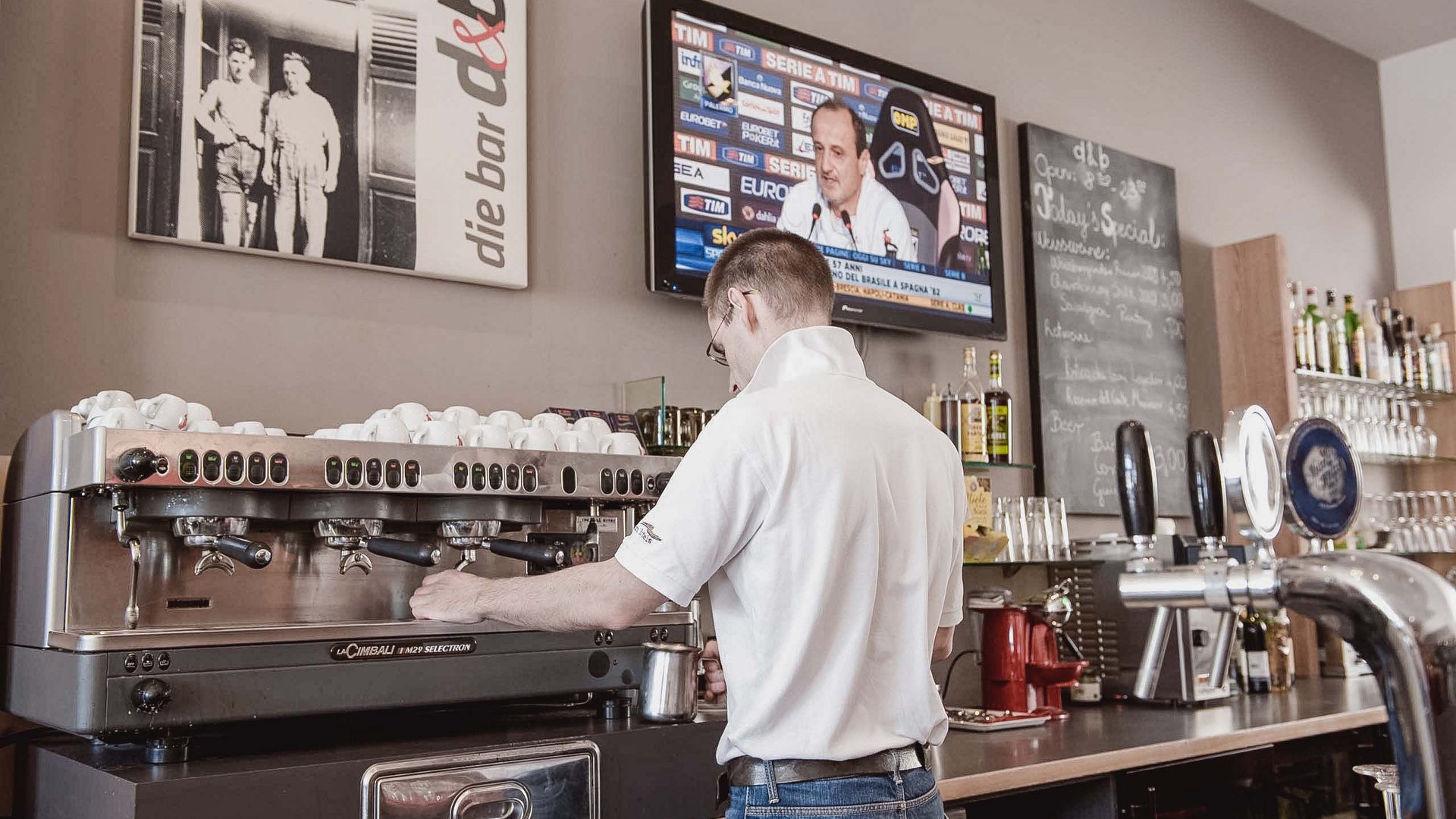 Luxury hotel sulle Dolomiti con bar après-ski Luxury hotel sulle Dolomiti con bar après-ski