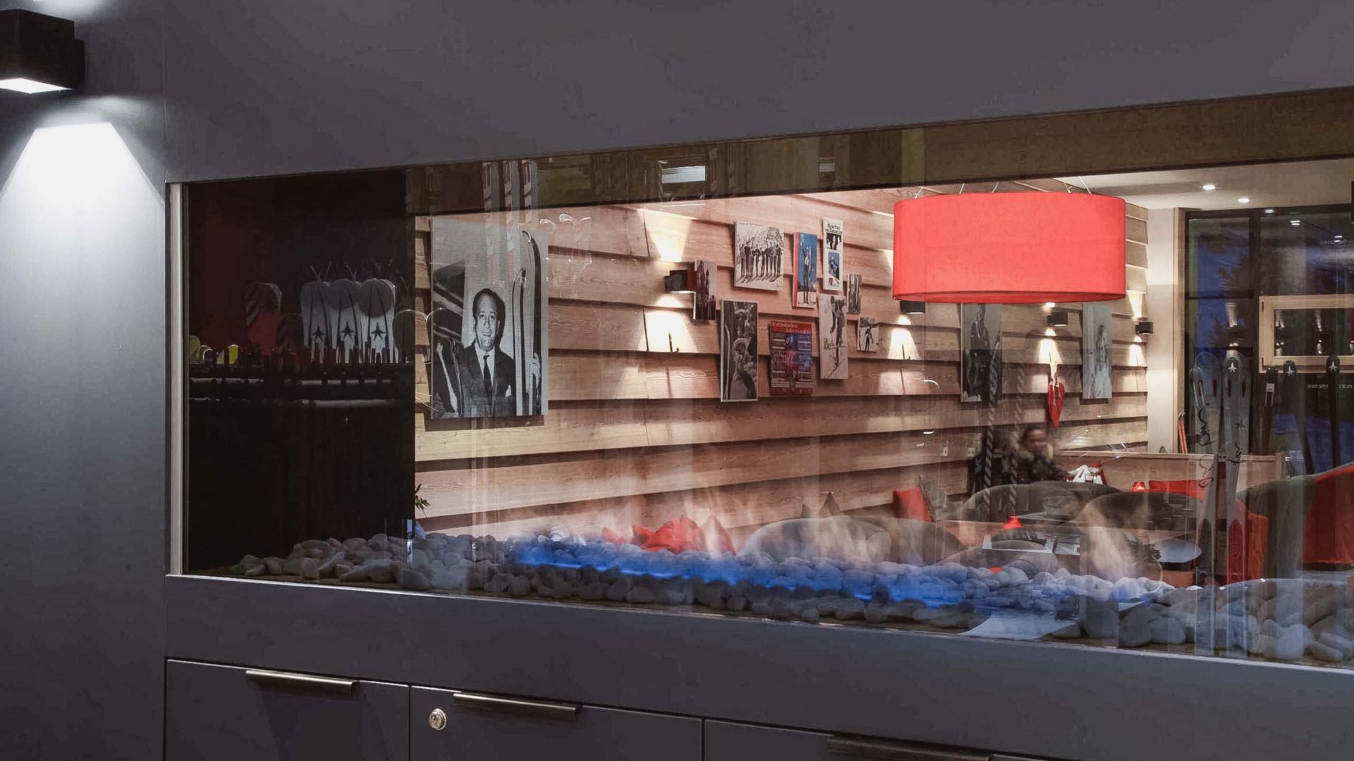 Luxury hotel sulle Dolomiti con bar après-ski Luxury hotel sulle Dolomiti con bar après-ski